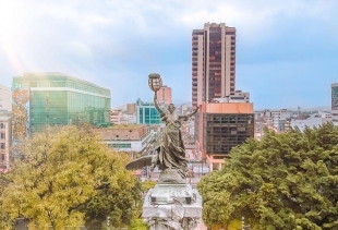 Imagen GYE Estatua Parque Centenario